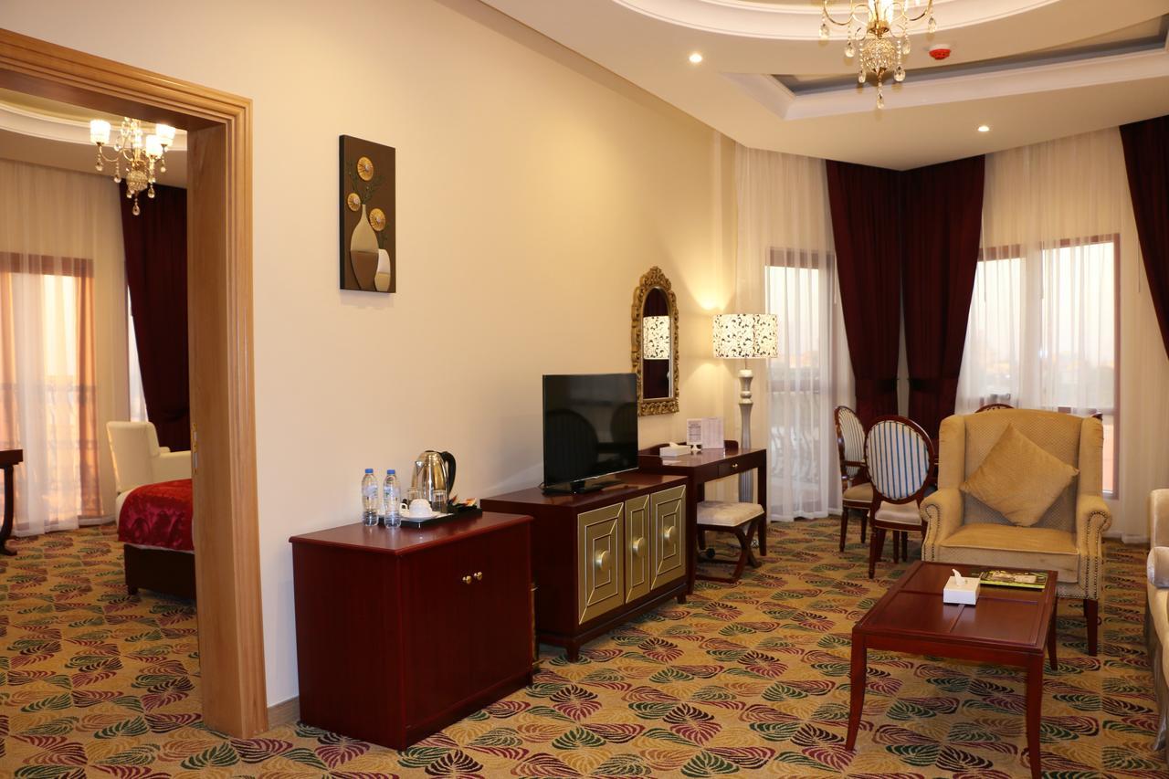 Red Castle Hotel Şarja Dış mekan fotoğraf